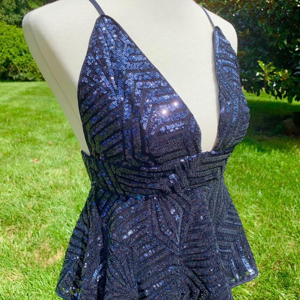 Forever 21 Sequined Cami with Adjustable Straps, NWT, Size Medium. Sapphire.